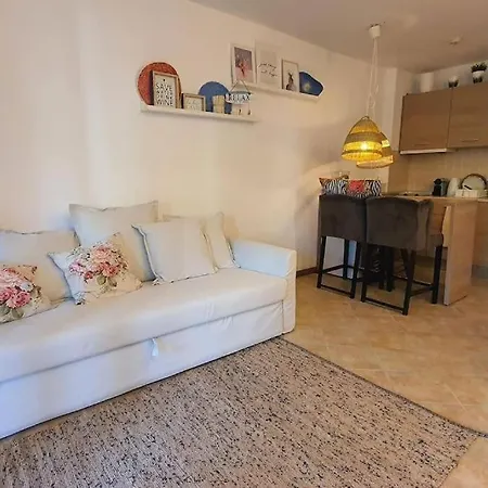 Oasis Apartment, луксозен в комплекс оазис Apartman *