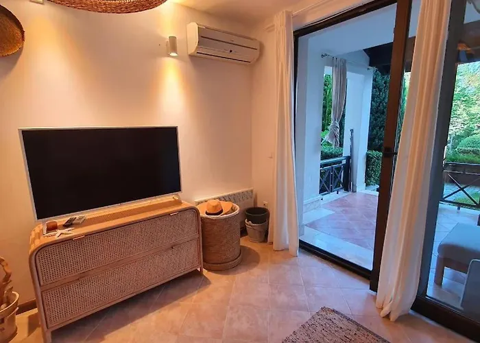 Διαμέρισμα Oasis Apartment, луксозен в комплекс оазис *